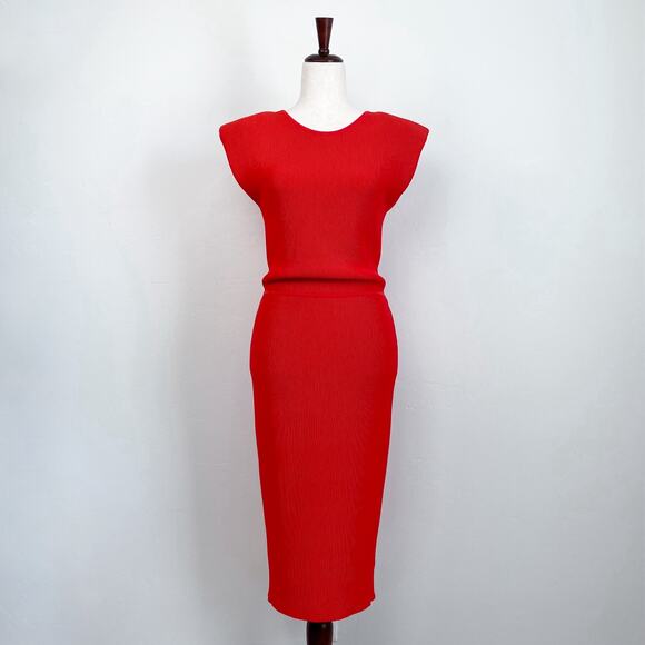 AS by DF Ava Rib Knit Shoulder Pad Midi Dress - Picture 2 of 12